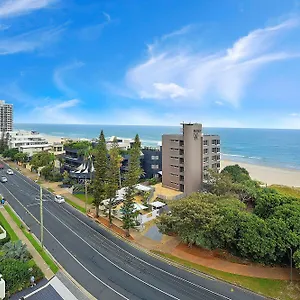 Amira , Main Beach Australia